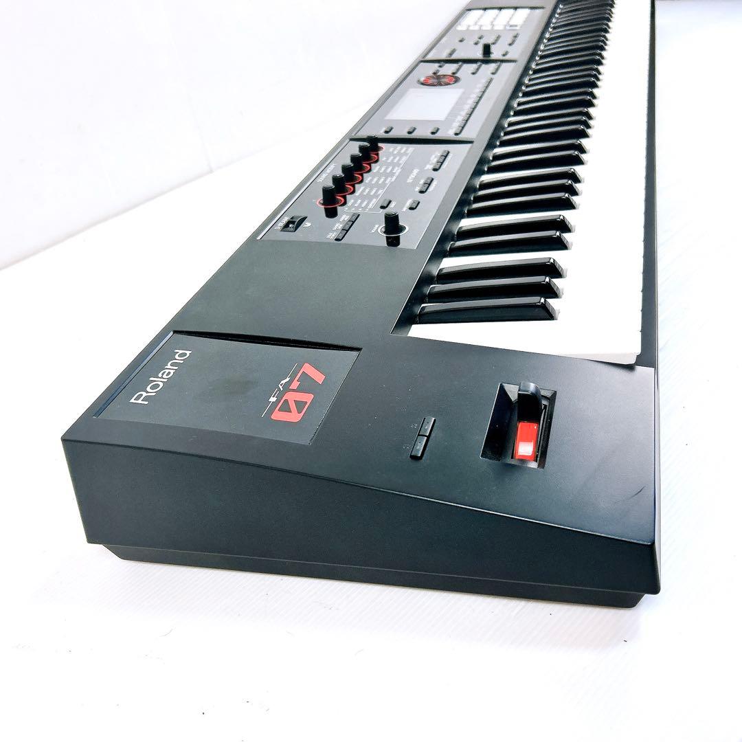 Roland ローランド　FA-07 76鍵 シンセサイザー　キーボード