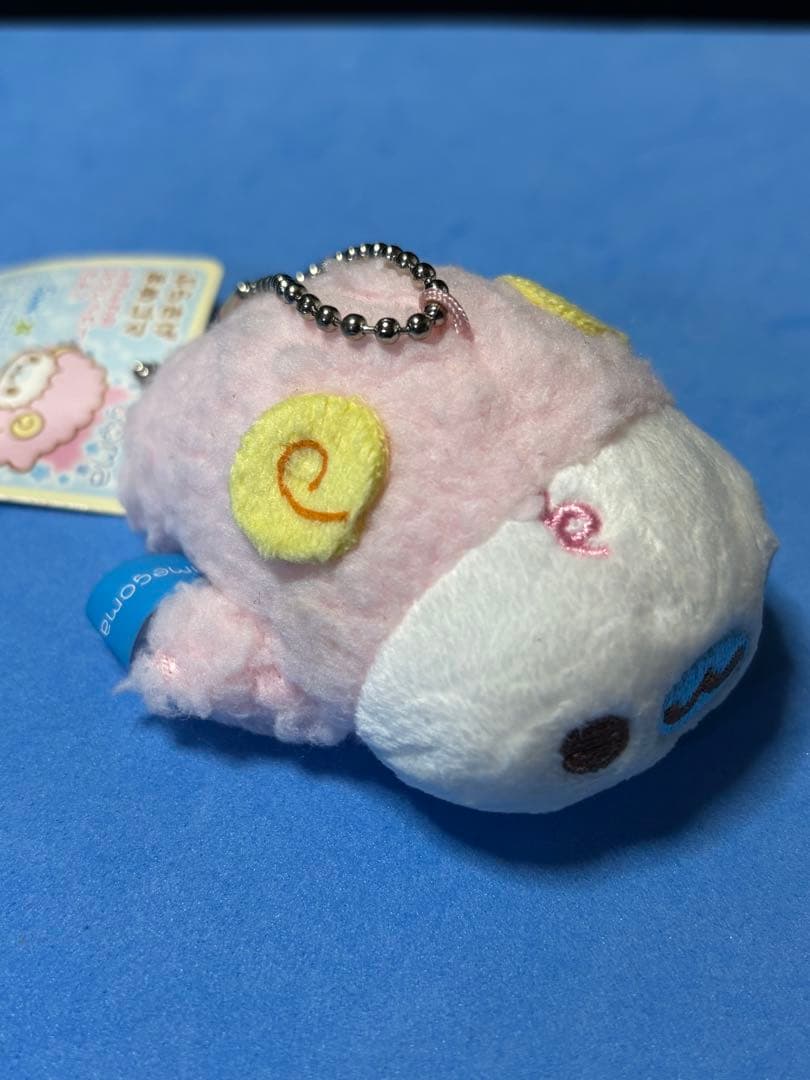 サンエックス　ぶらさげまめゴマ　ひつじベビー　ぬいぐるみ　マスコット　圧縮タオル