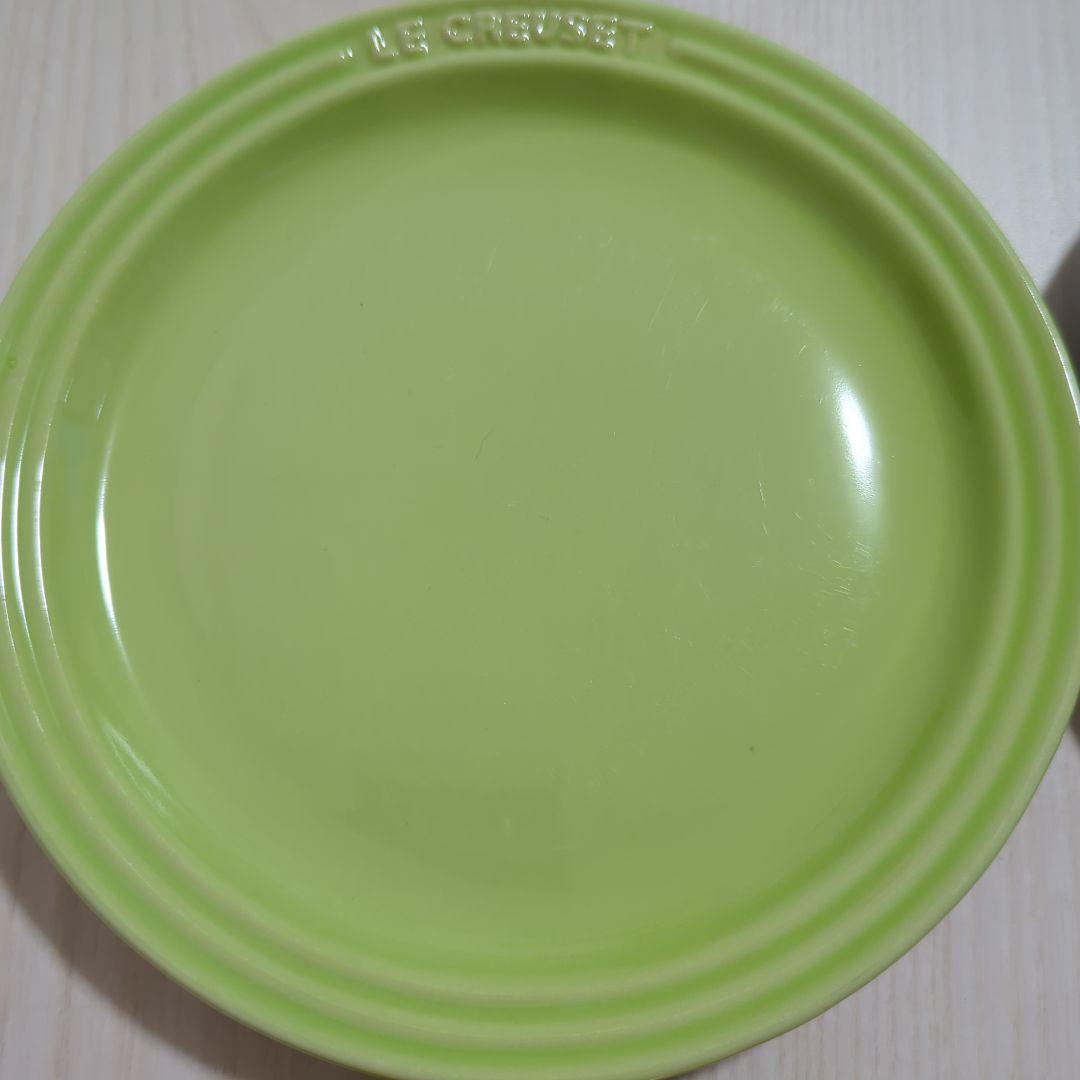 ルクルーゼ　ラウンドプレート　19cm