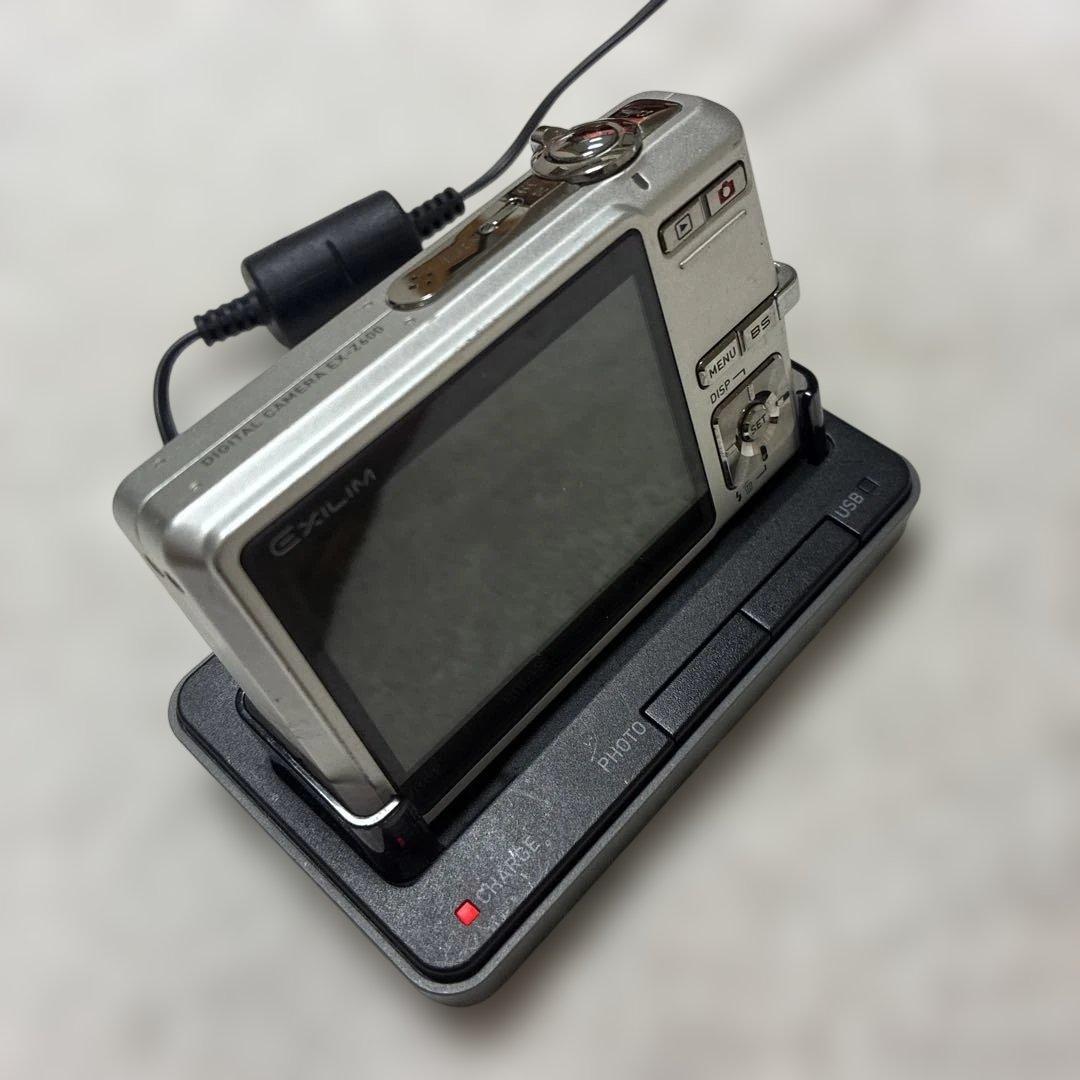 【コンデジ】カシオEXILIM EX-Z600 2台 クレードル USBケーブル