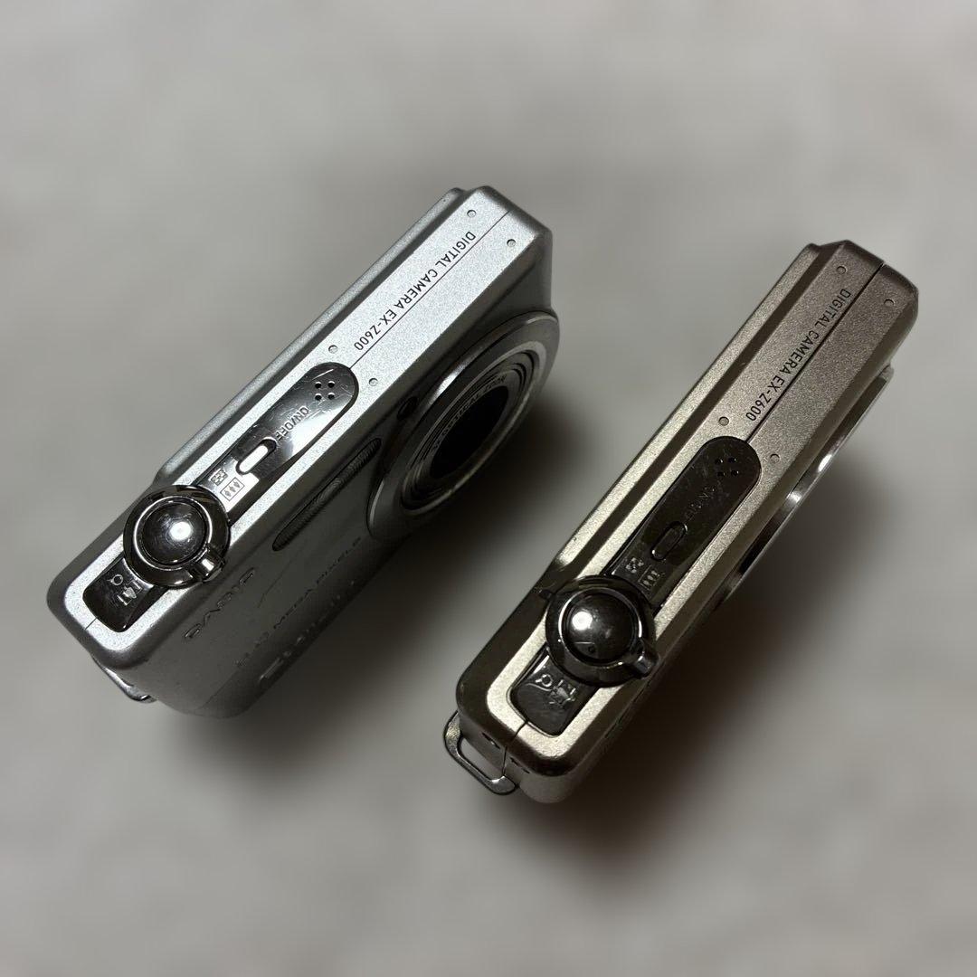 【コンデジ】カシオEXILIM EX-Z600 2台 クレードル USBケーブル