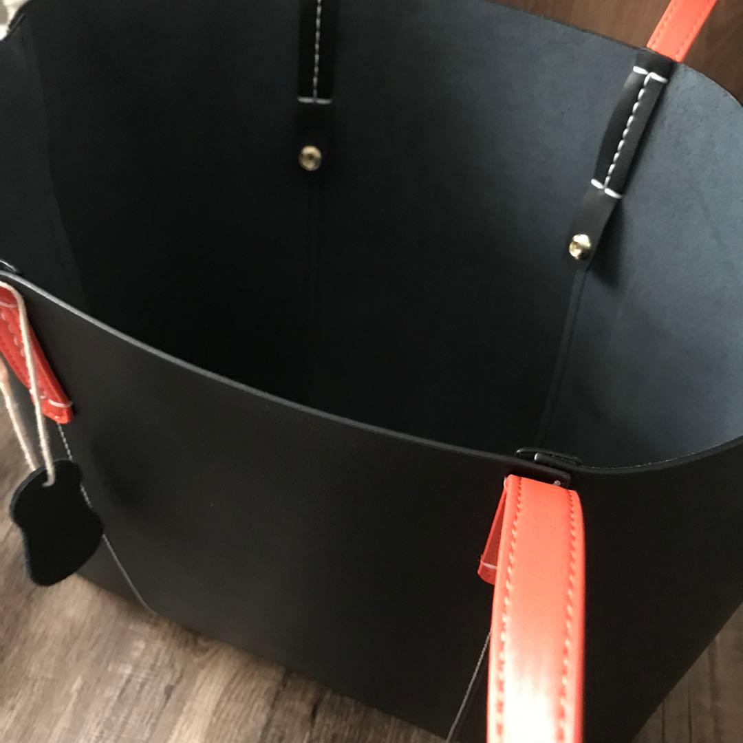 A4サイズ　黒　イタリアンレザー　バッグ　レザー 本革牛革　トートバッグ