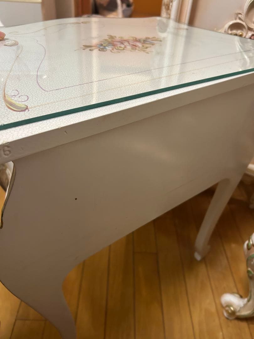 スクエア　 ロココ調　キャビネット