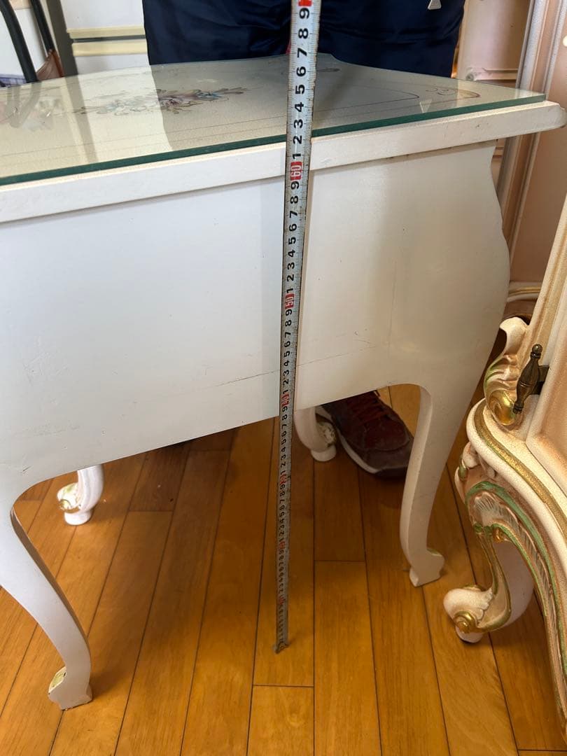 スクエア　 ロココ調　キャビネット