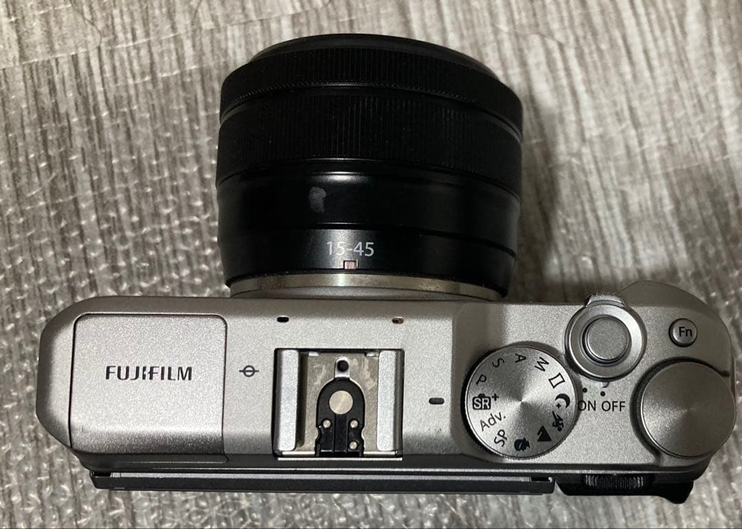 FUJIFILM X-A5 ミラーレス一眼 15-45mmレンズ付き