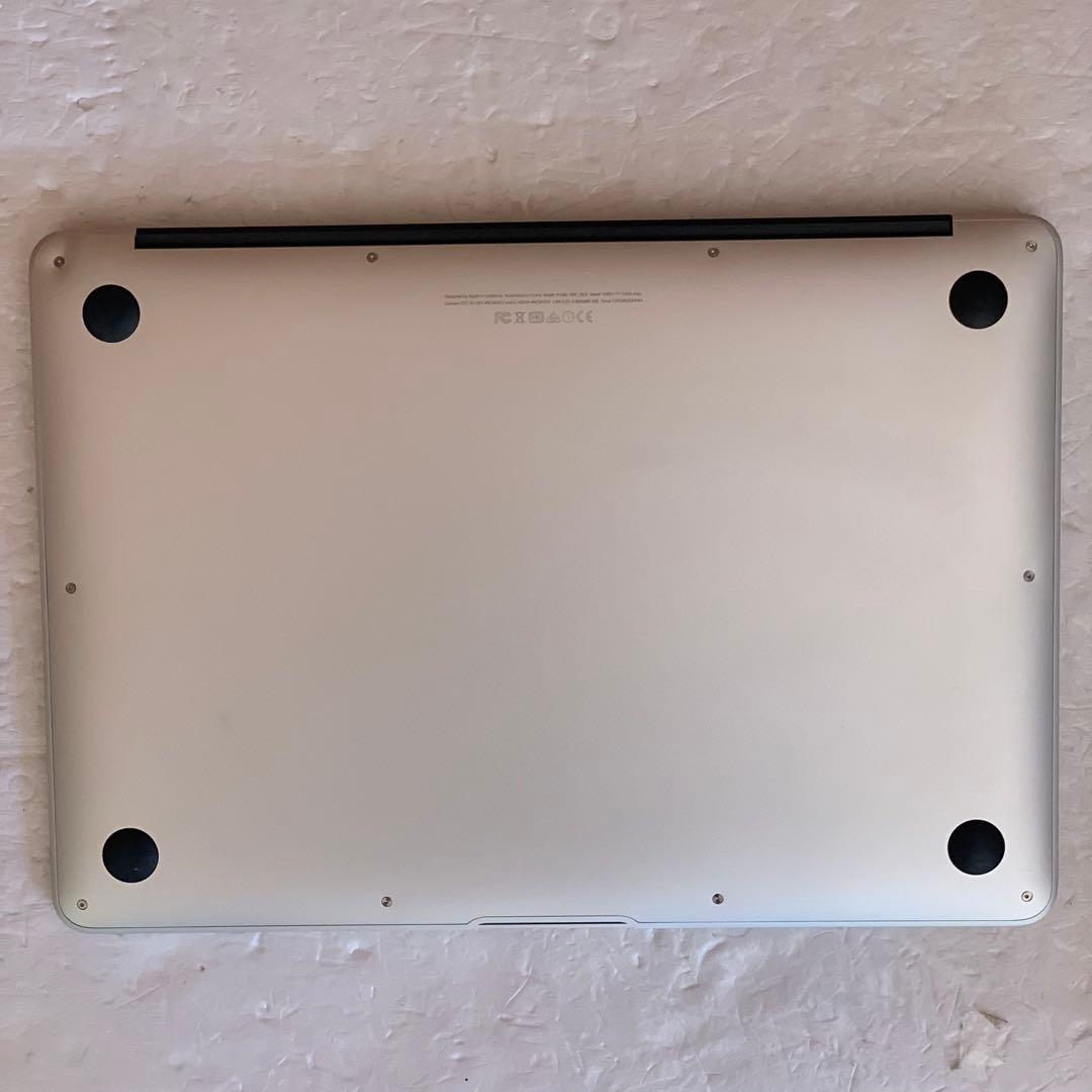 ジャンク MacBook Air 13インチ Eariy 2015 壊れています