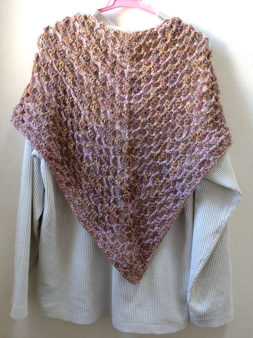 三角ショール マフラー スヌード コサージュ付 アレンジ ピンク系 ハンドメイド