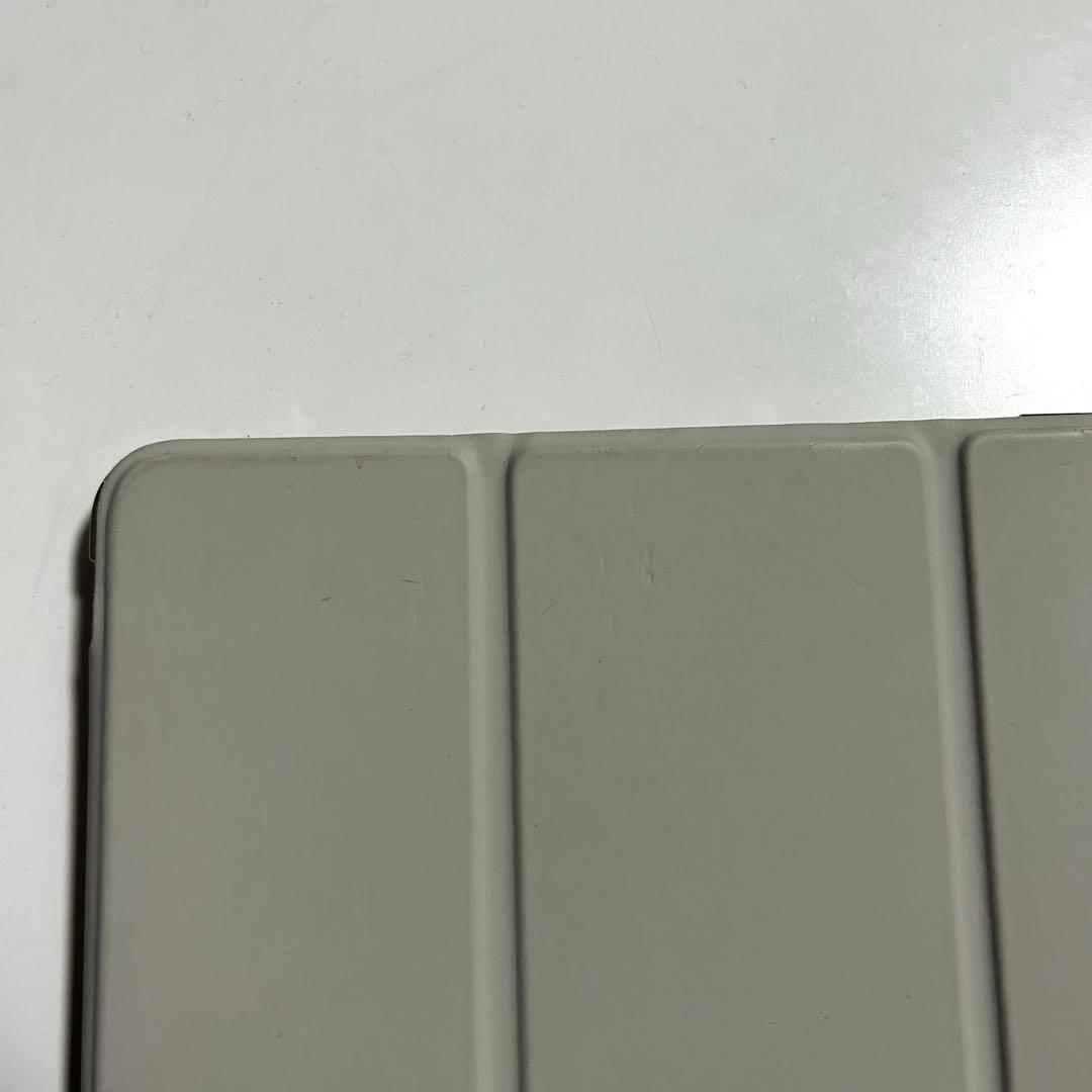 iPad (第6世代) Wi-Fi モデル 32GB/スペースグレイ