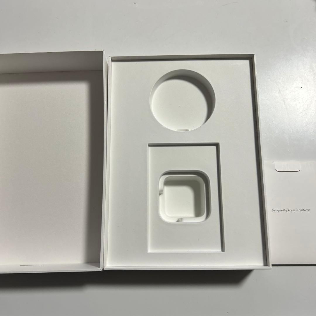 iPad (第6世代) Wi-Fi モデル 32GB/スペースグレイ