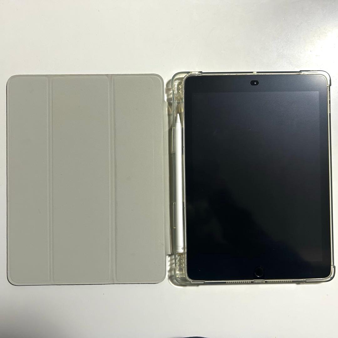 iPad (第6世代) Wi-Fi モデル 32GB/スペースグレイ