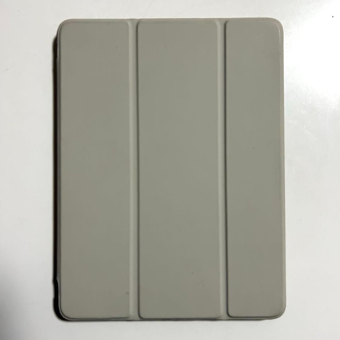 iPad (第6世代) Wi-Fi モデル 32GB/スペースグレイ