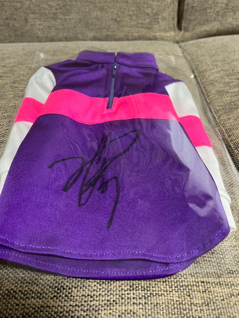 宮下瞳　騎手　サイン入　ミニ勝負服　競馬