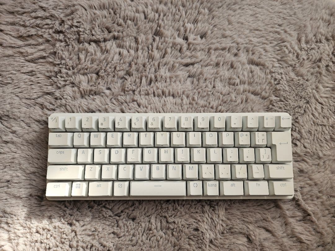 Razer Huntsman Mini 60% キーボード（日本語配・リニア）