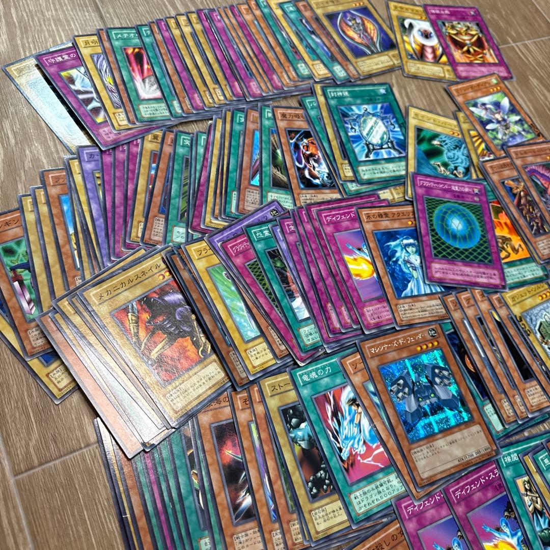 遊戯王カード まとめ売り 100枚以上 大量セット