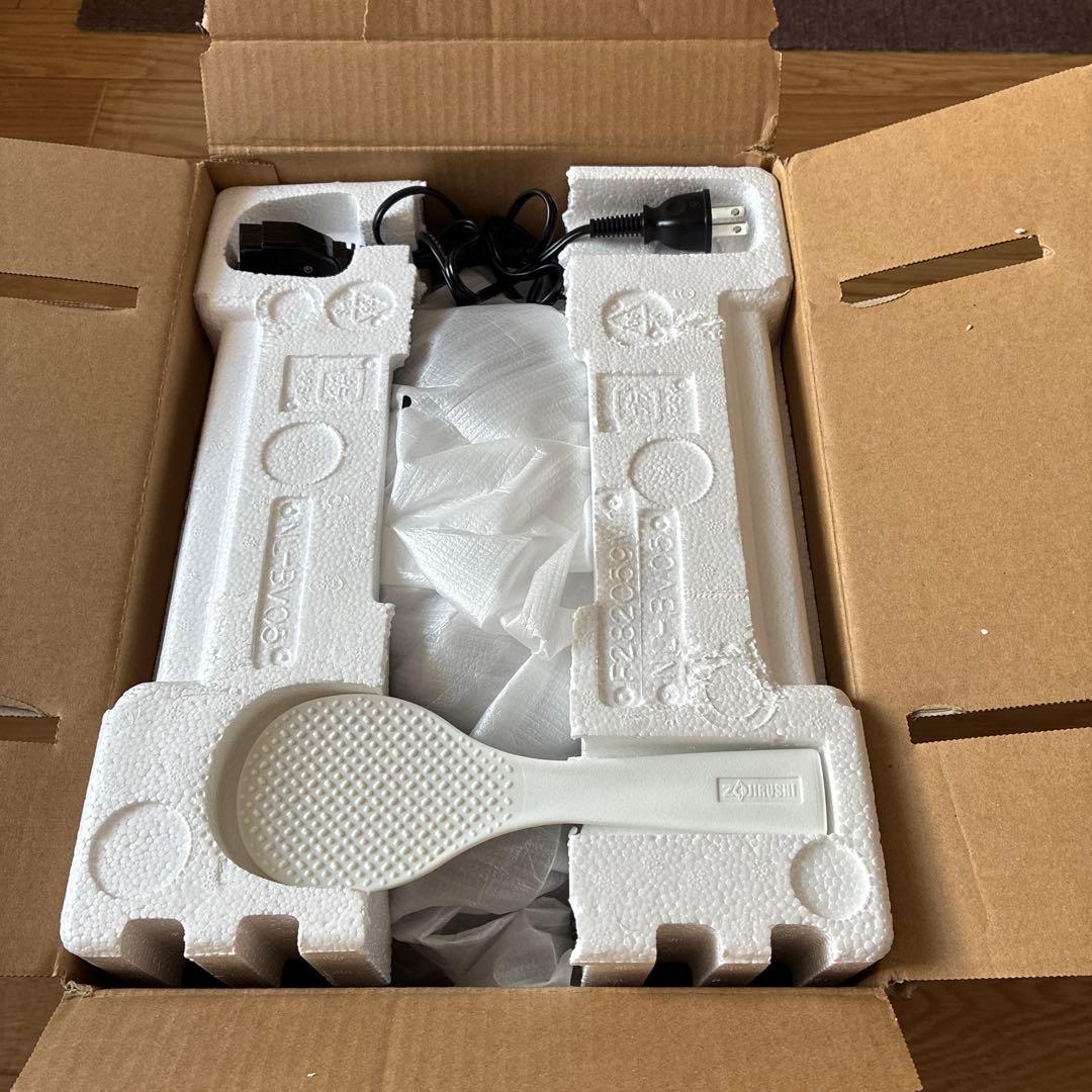 象印 炊飯器　NL-BE05