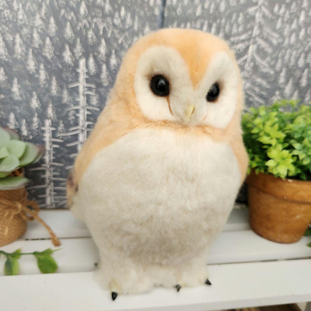 羊毛フェルト 置物　メンフクロウ　 約18cm