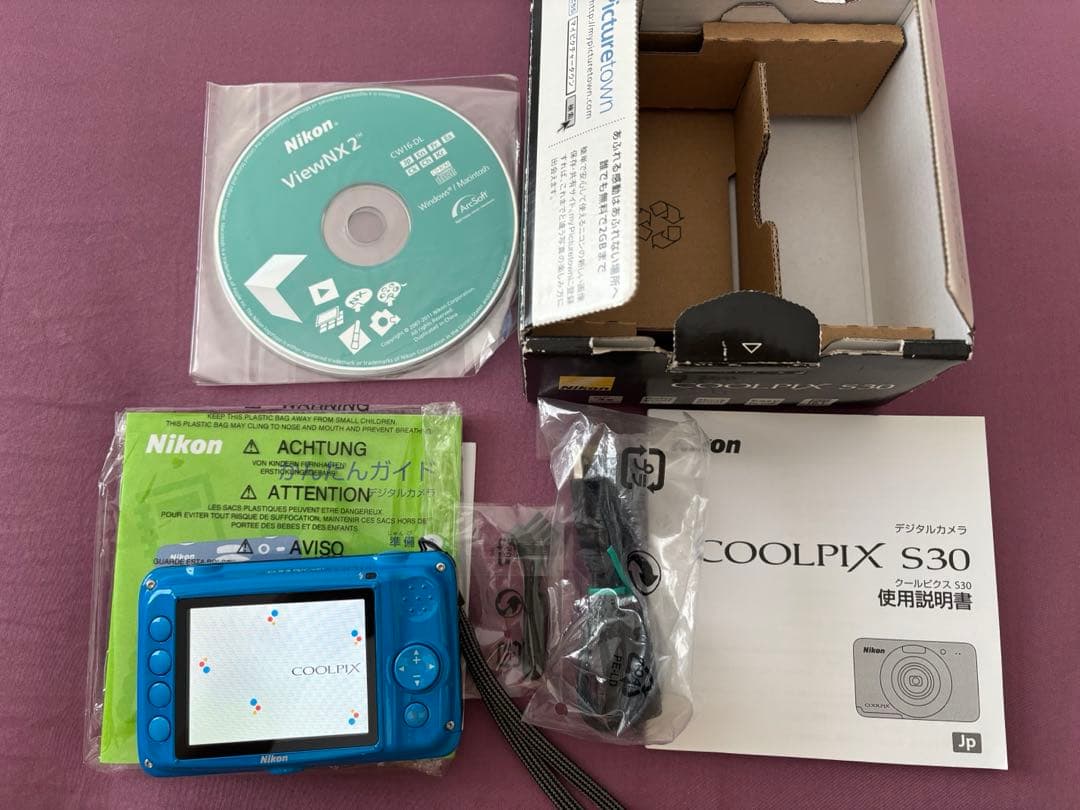 本日限定値下　Nikon COOLPIX S30 水中カメラ 防水カメラ