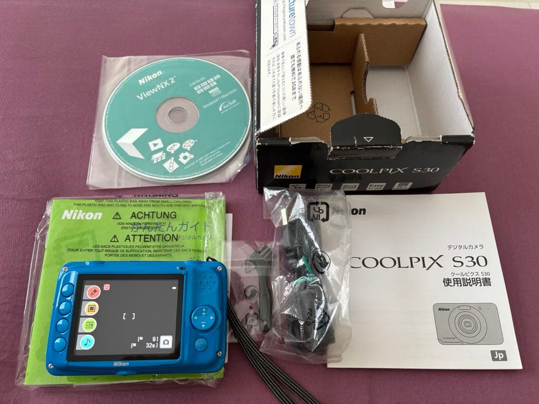 本日限定値下　Nikon COOLPIX S30 水中カメラ 防水カメラ