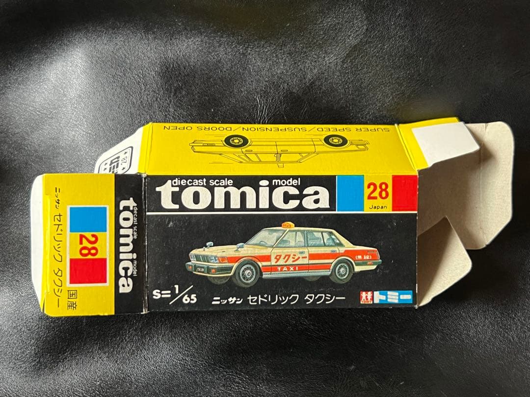 トミカ 黒箱 セドリック 280E タクシー 日本製