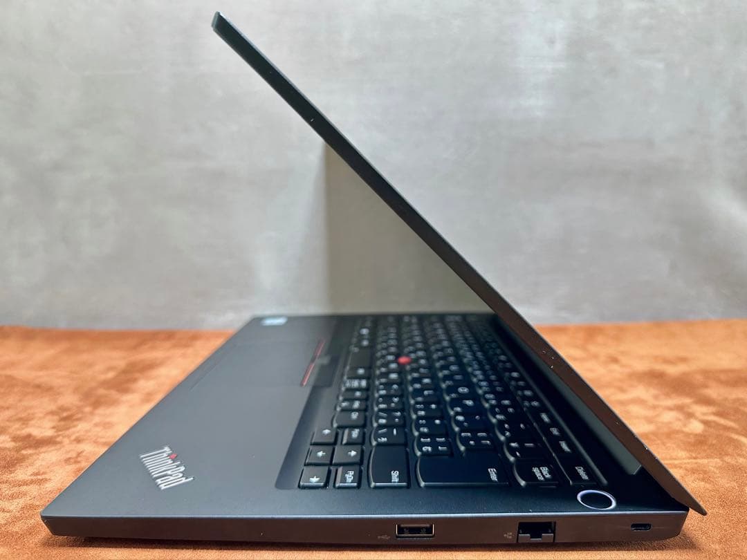 Windowsノート本体 Lenovo ThinkPad E14 i3-10110U 8GB |2241