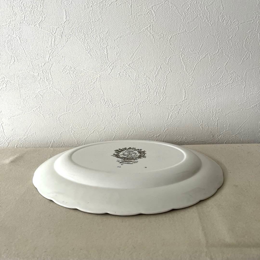 ☆M438 ○イギリス製　輪花型オーバル大皿【未使用】美しい