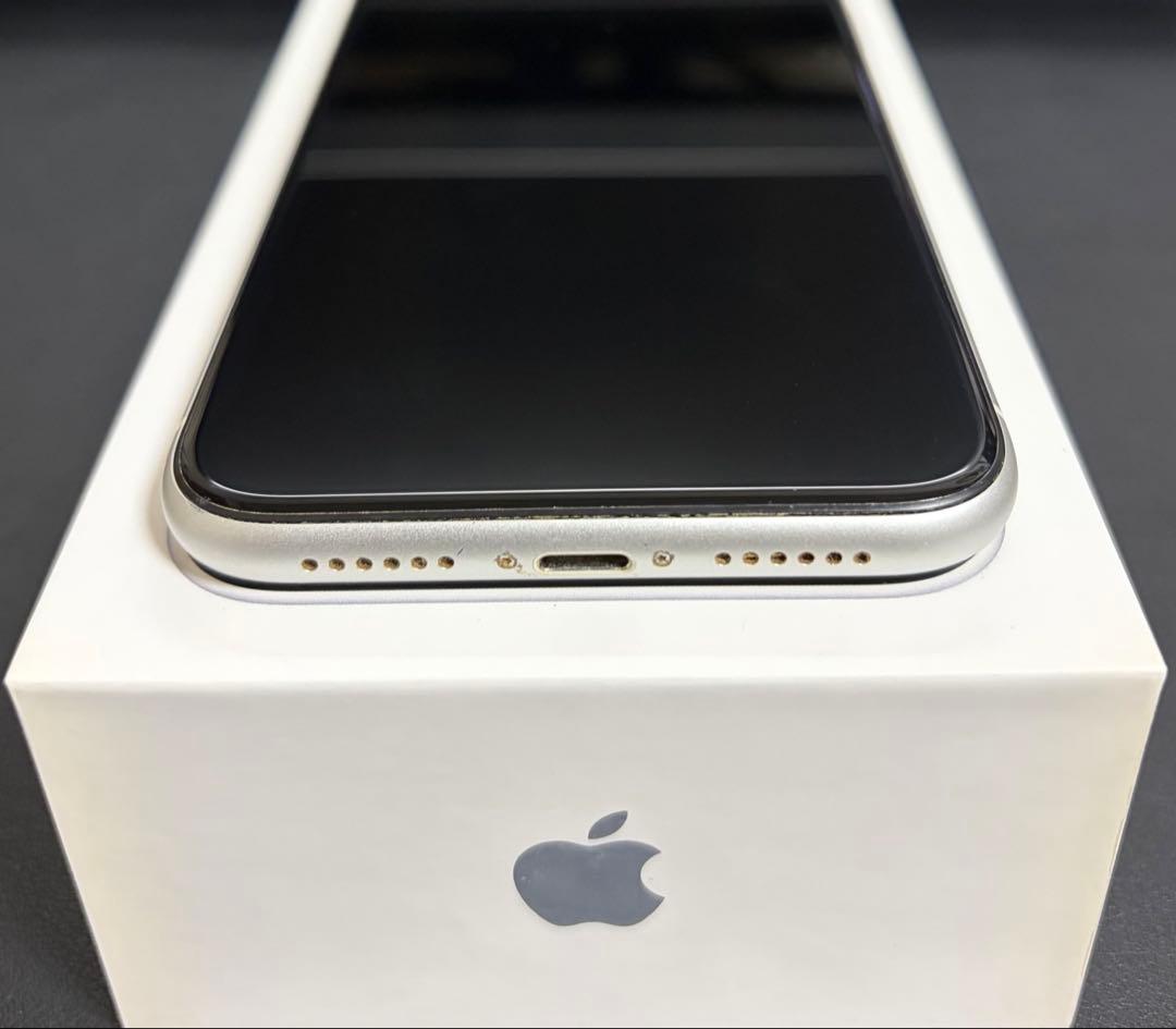 iPhone XR 128GB SIMフリー 純正イヤホン付 美品