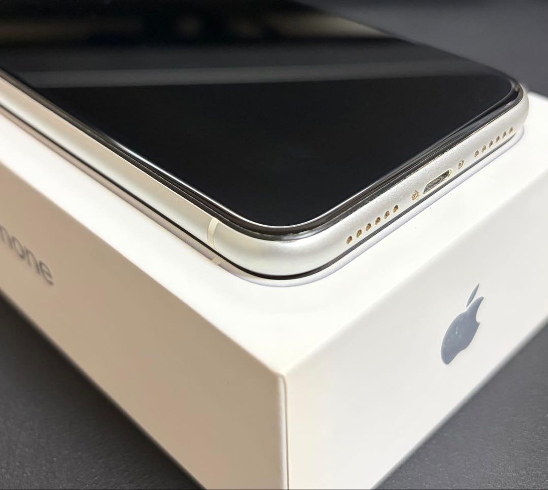 iPhone XR 128GB SIMフリー 純正イヤホン付 美品