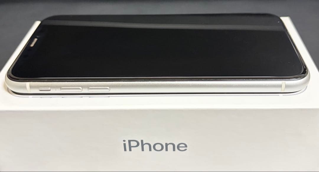 iPhone XR 128GB SIMフリー 純正イヤホン付 美品