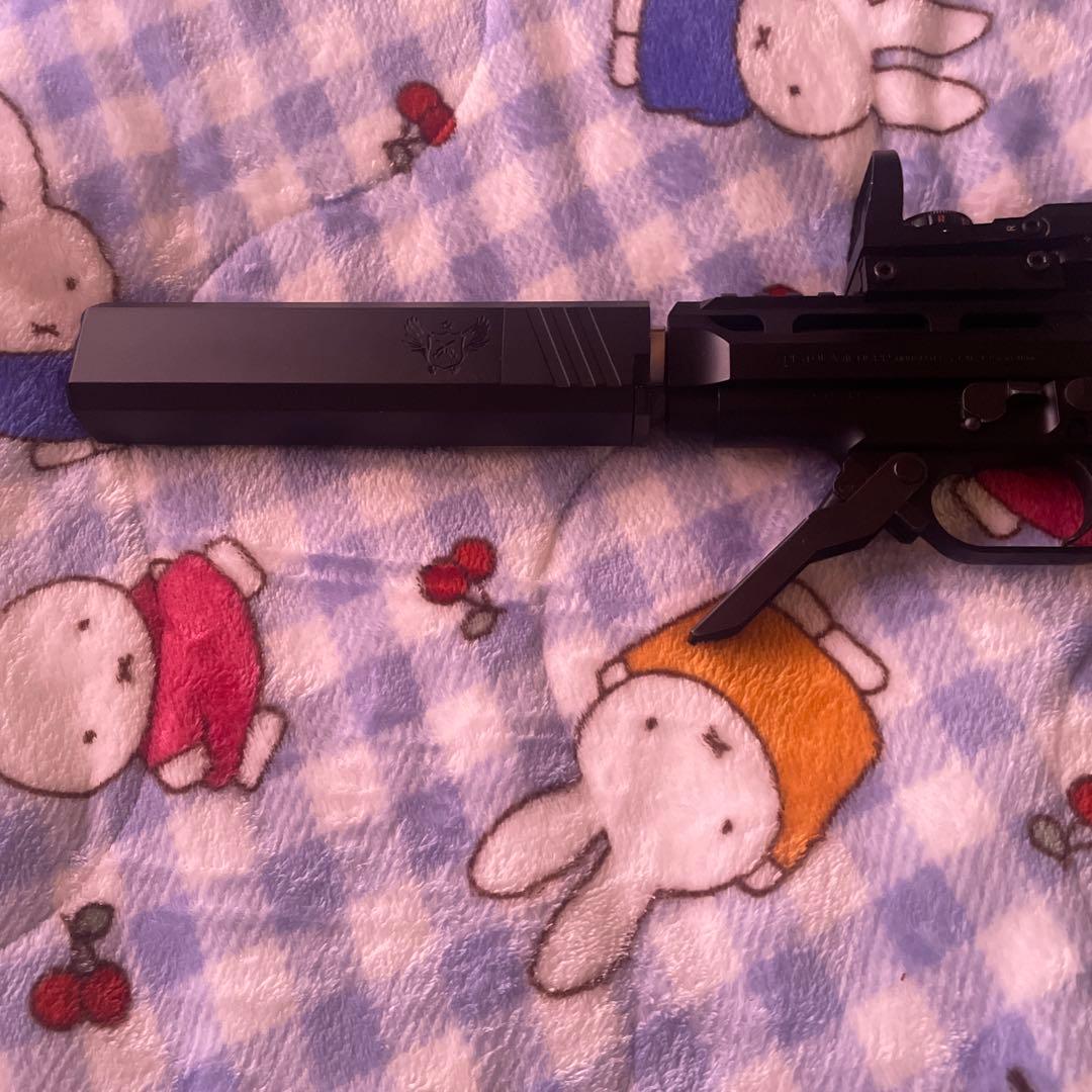M93R 電動ガン フルオート　カスタムモデル マガジン2本付き