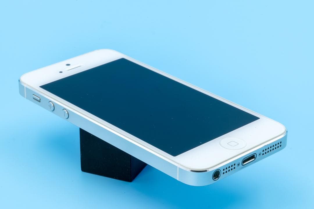 iPhone 5 ホワイト 32GB