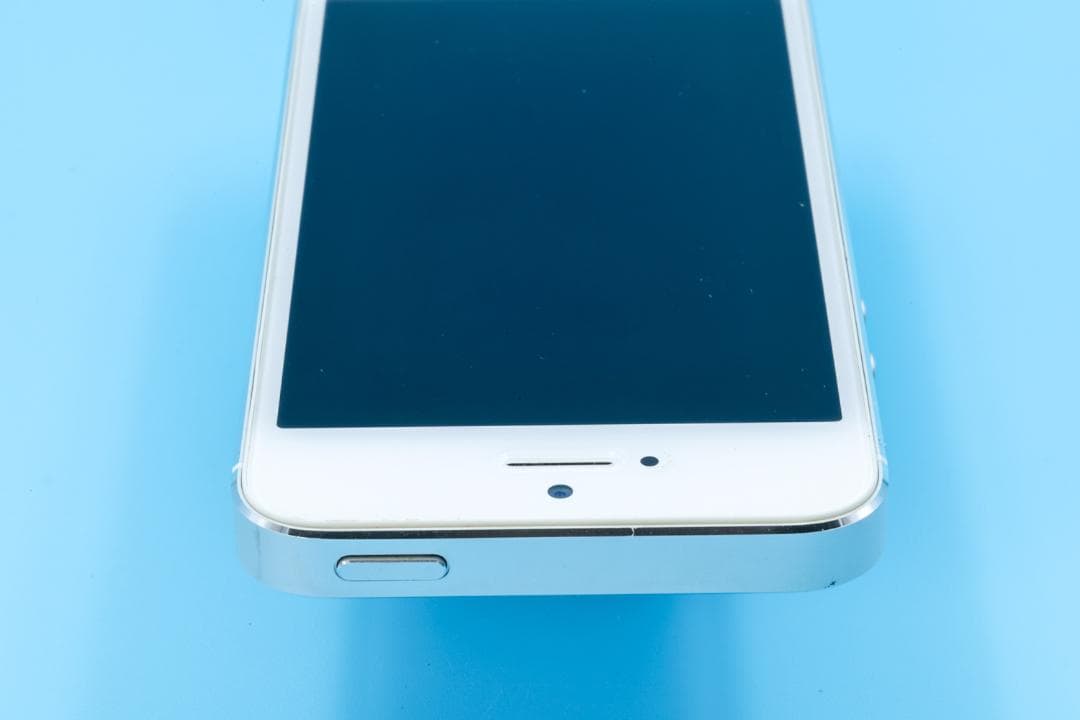 iPhone 5 ホワイト 32GB