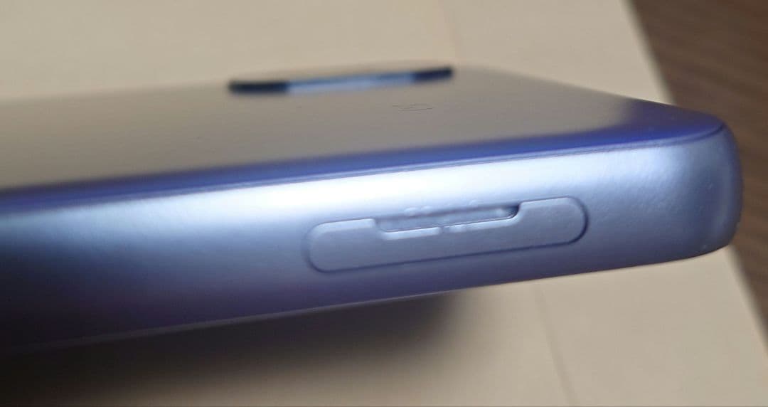 かんたんスマホ4 (A402ZT) シルバー