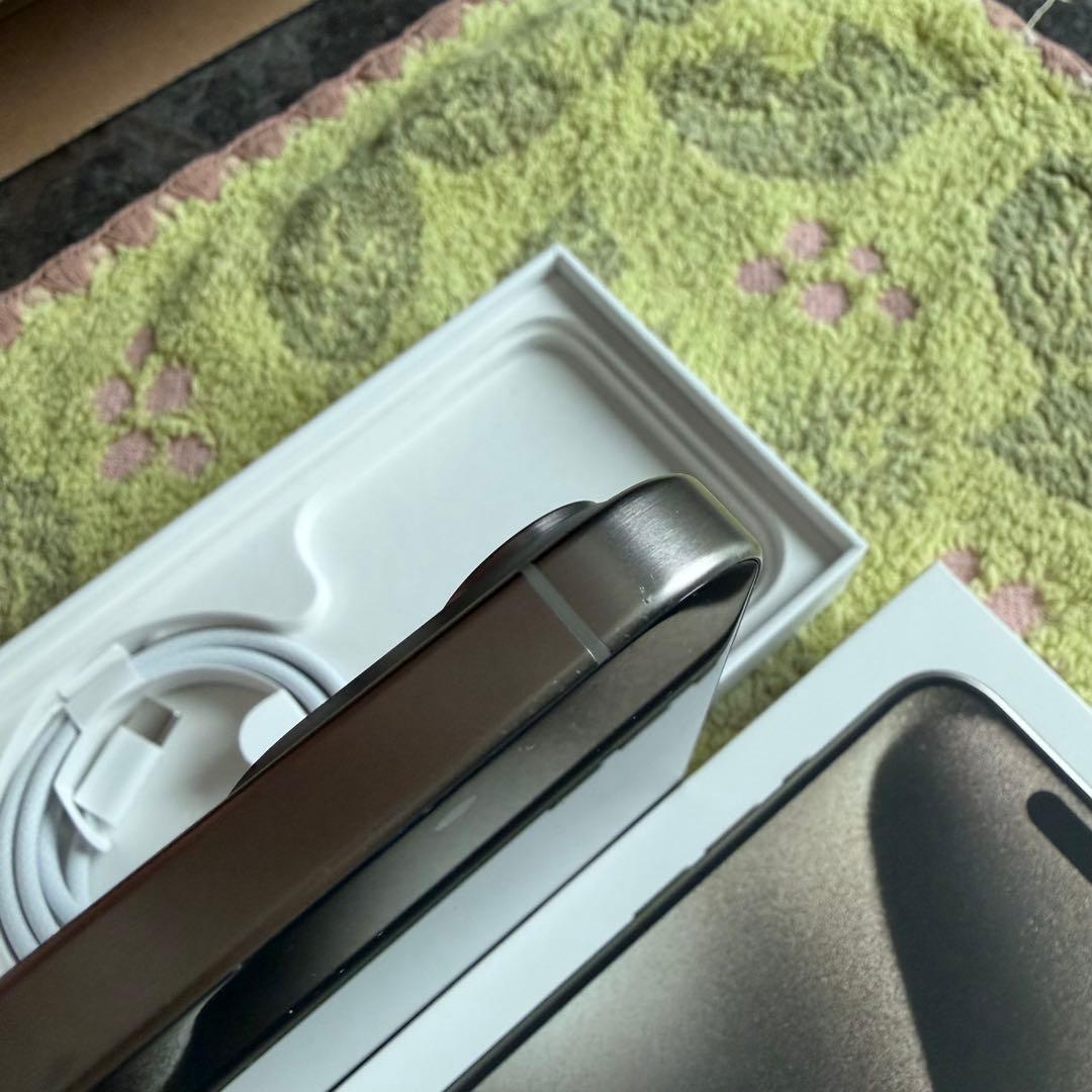 Apple iPhone15pro 128GB ナチュラルチタニウム