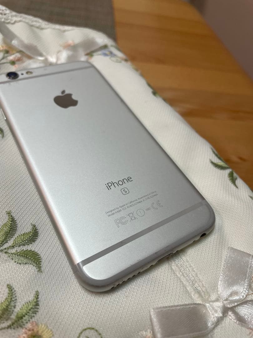 Apple iPhone 6s シルバー 本体 64G