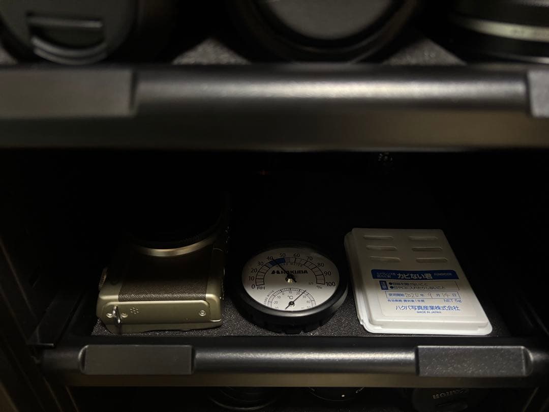 Canon EOS M200 リミテッドゴールドキット