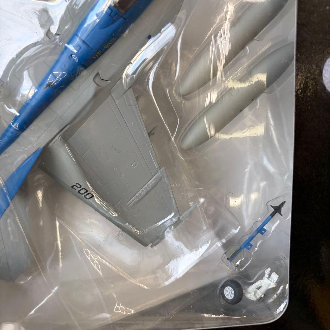 ハセガワ ダイキャスト F/A-18F スーパーホーネット VFA-213