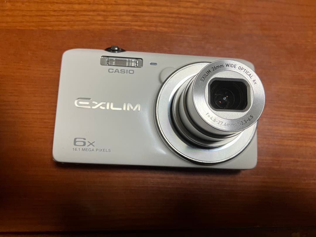CASIO EXILIM 16.1MP EX-Z31コンパクトデジタルカメラ