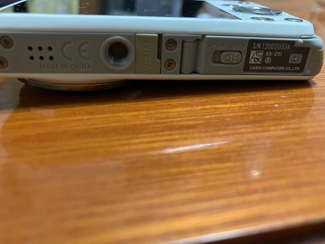 CASIO EXILIM 16.1MP EX-Z31コンパクトデジタルカメラ