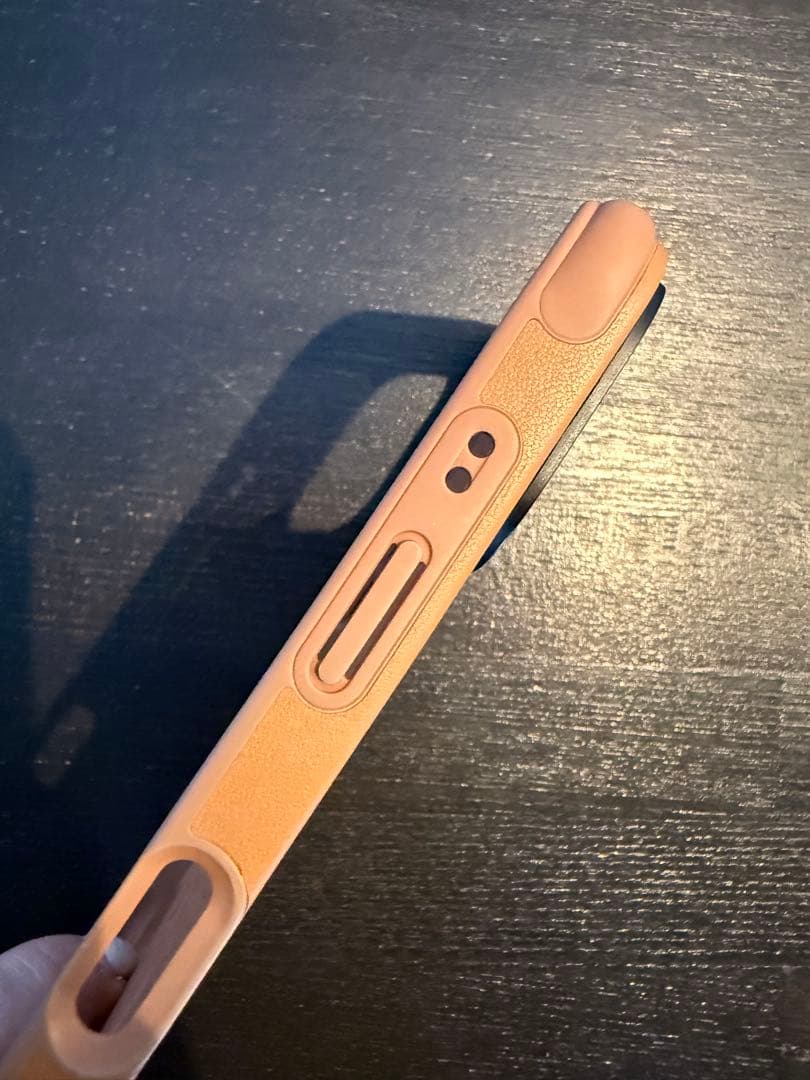 iPhone16pro BioVeg ケース 美品 casetify