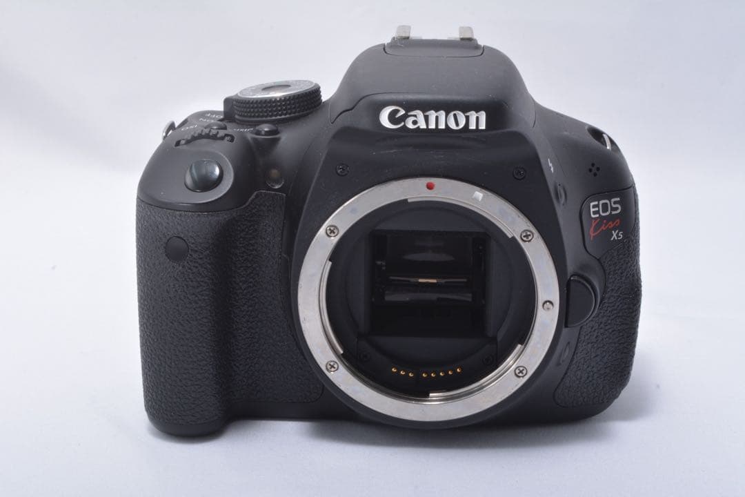 おすすめ大特価❣️届いてすぐ撮影OK✨Canon kiss X5標準レンズセット