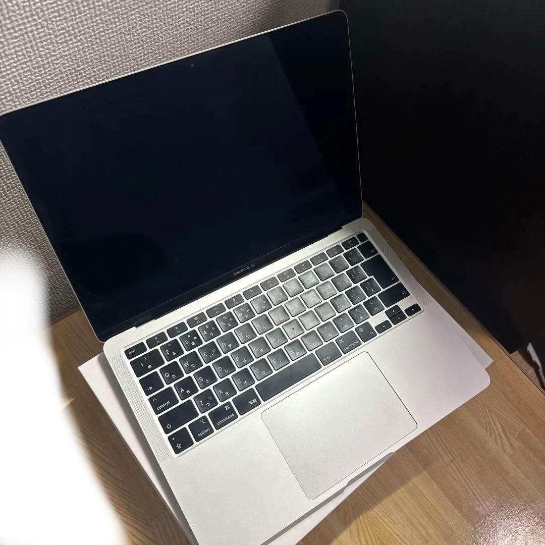 MacBook Air 13インチ（M1）本体、箱付き