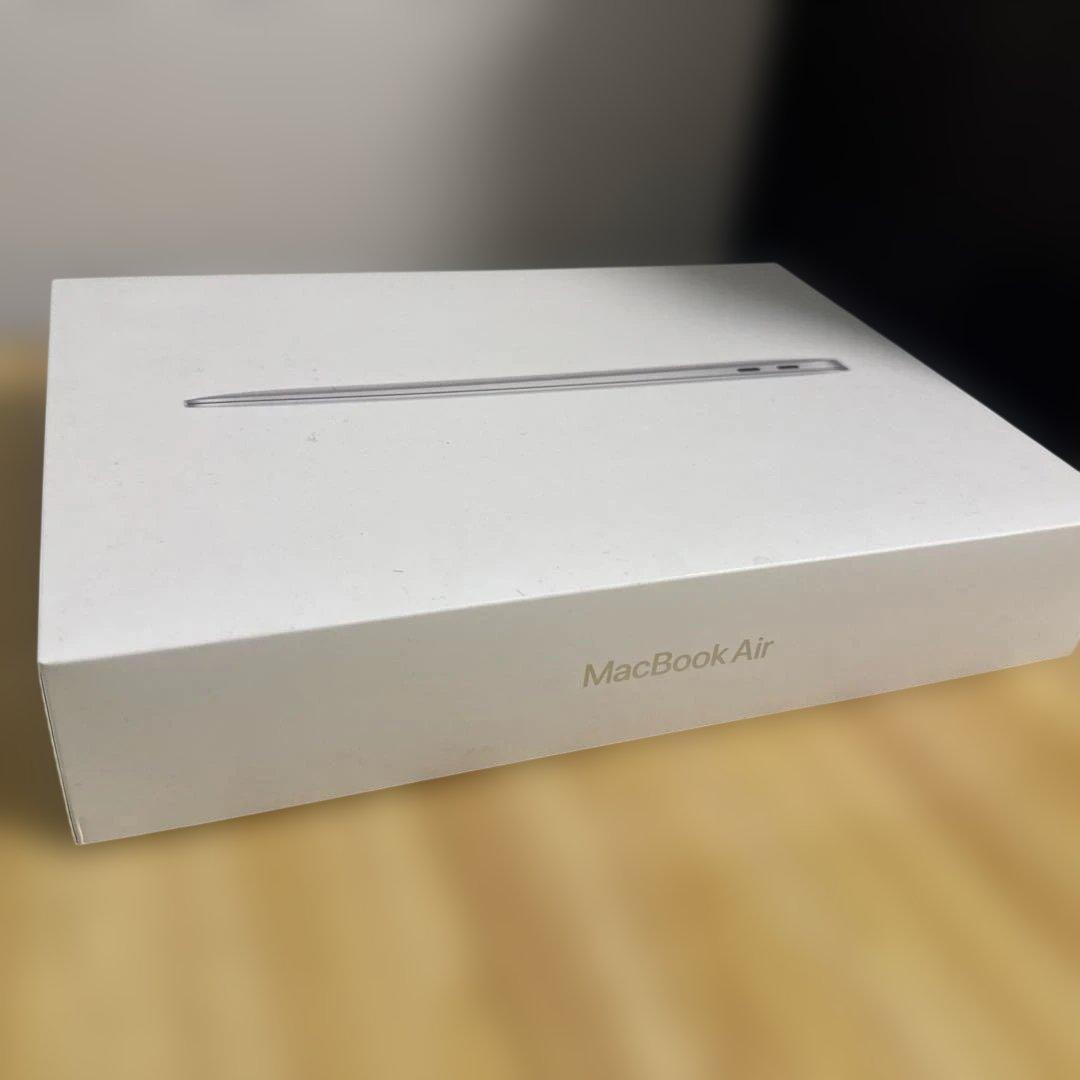 MacBook Air 13インチ（M1）本体、箱付き