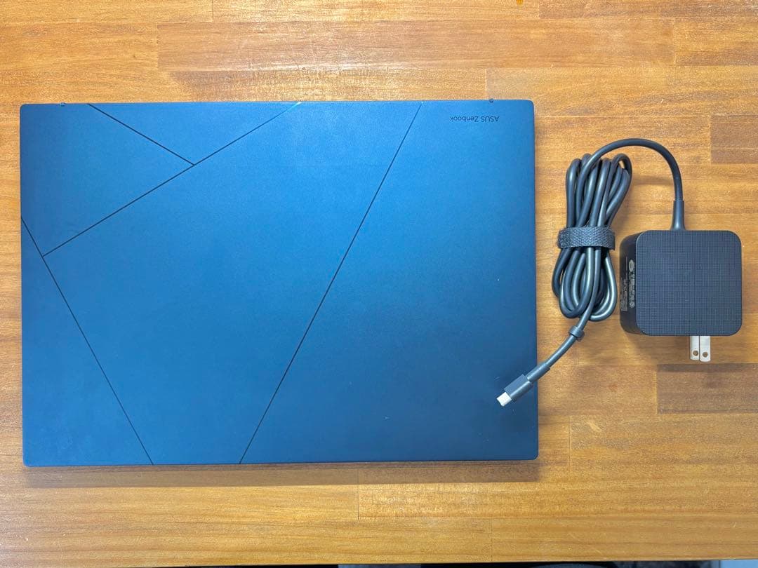 【美品】ASUS Zenbook 14 UX3405MA core ultra7