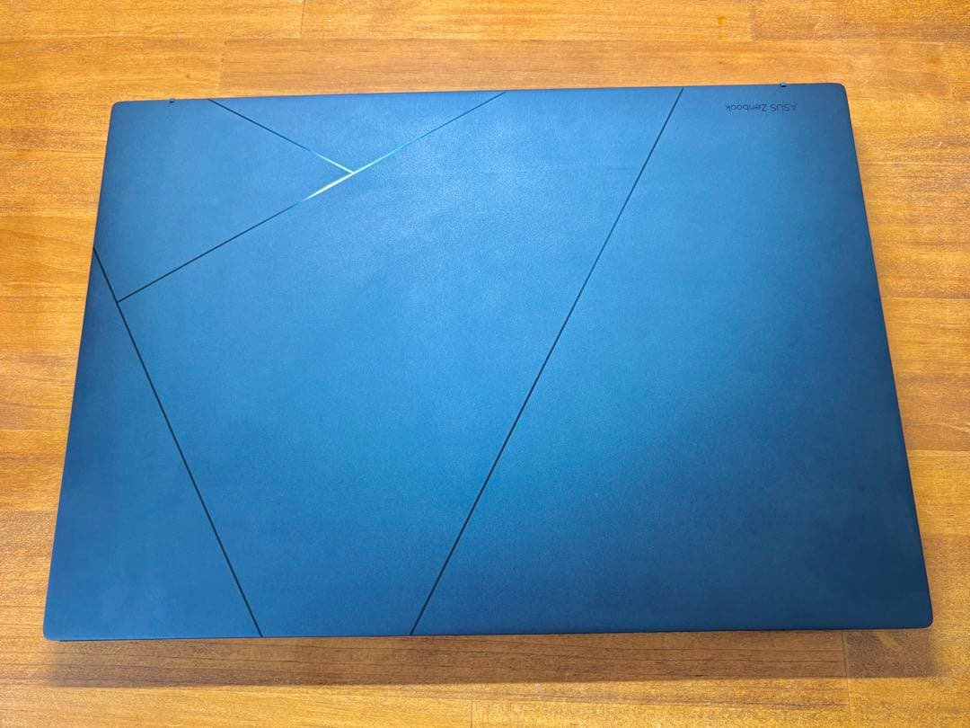 【美品】ASUS Zenbook 14 UX3405MA core ultra7