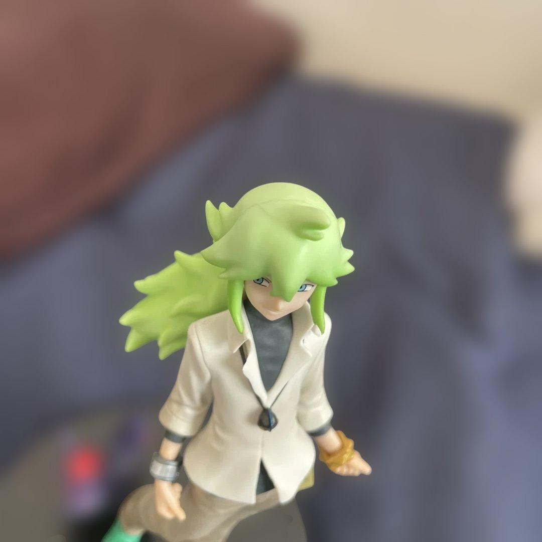 ポケモン　N（エヌ） ゾロア フィギュア