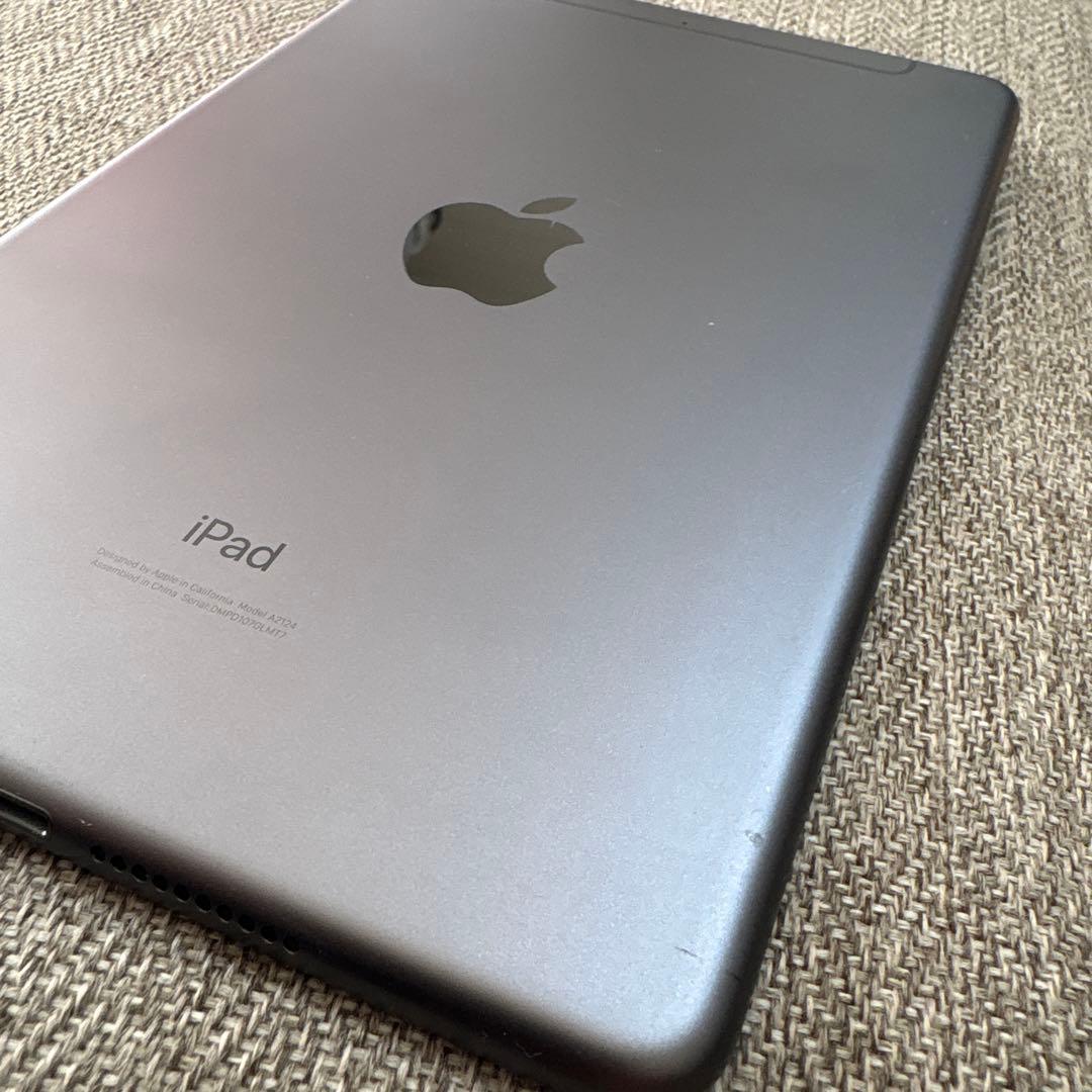 Apple iPad スペースグレー 本体