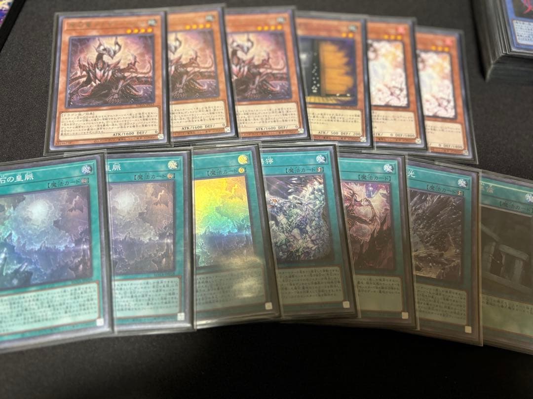 【値段交渉ok】ブラックマジシャン デッキ パーツ 光の黄金櫃 本格構築