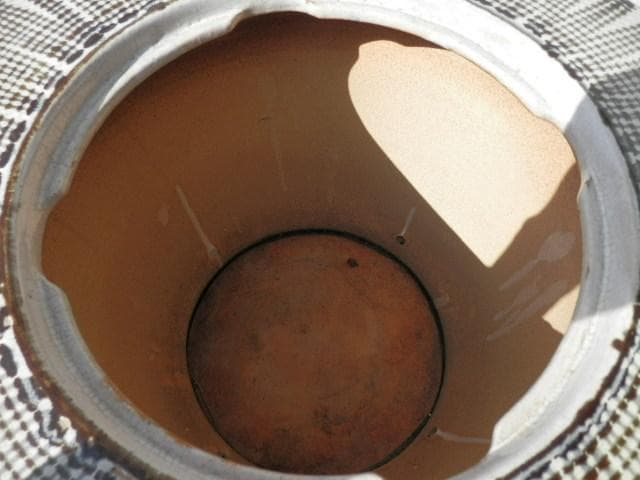 火鉢　上幅46x高さ35cmくらい　補修あり