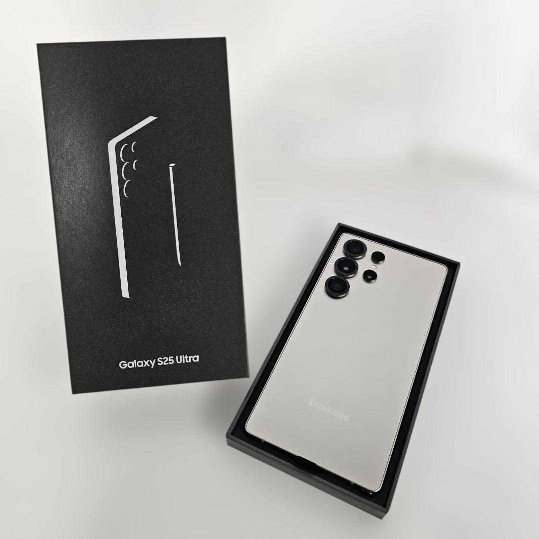 Galaxy S25 ULTRA 256GB グレー SIMフリー【極美品】