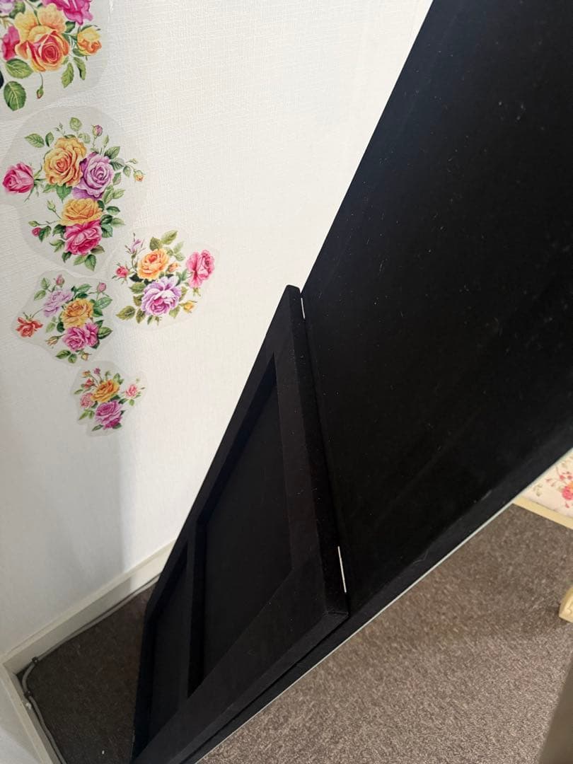 大型スタンドミラー　クリスタル装飾付き